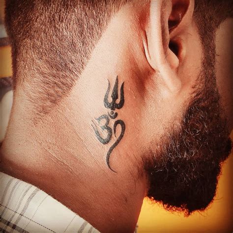 back of the neck tattoos men's|small neck tattoos for men.